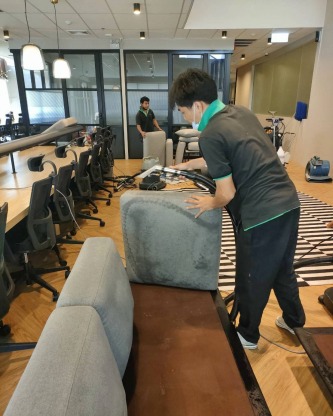 รับทําความสะอาดออฟฟิศ - บริษัทจัดหาแม่บ้านประจําสํานักงาน รับทำความสะอาดโรงงาน อาคาร บ้าน - PROCARE