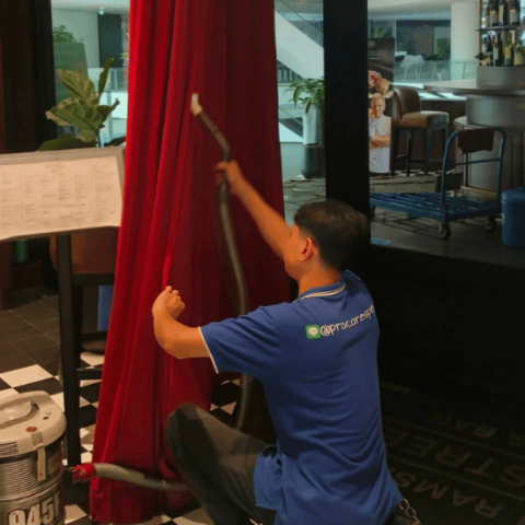 รับทำความสะอาดผ้าม่านขนาดใหญ่